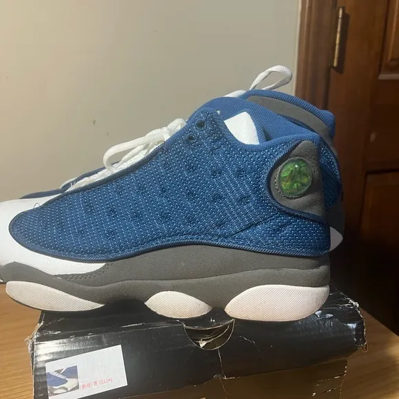 Air Jordan 13 Retro in White and Blue