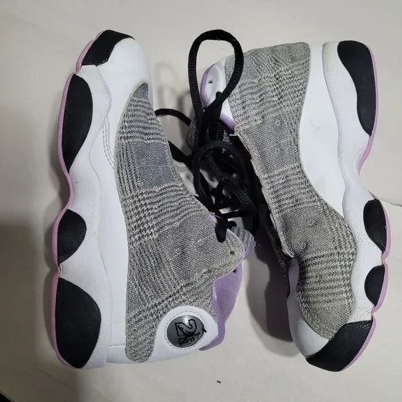 Air Jordan 13 Retro PS Houndstooth Black And Lilac White Sneakers Kids Size 1.5Y