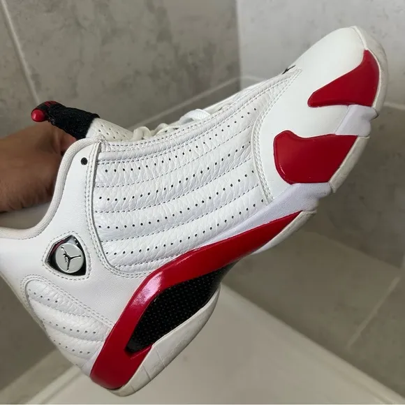 Air Jordan 14 Retro Sneaker Size 9.5 Men