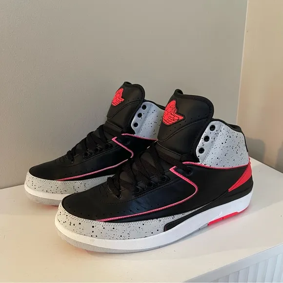 Air Jordan 2 Retro Infrared Sneakers
