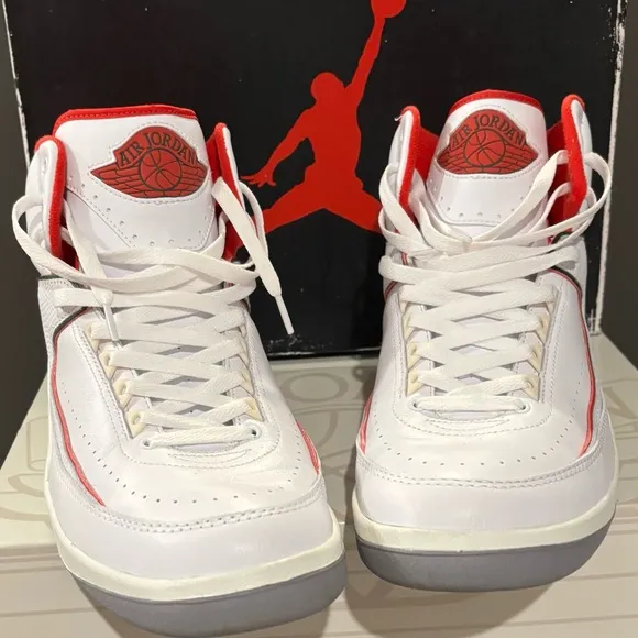 Air Jordan 2 Retro Sneakers (used)