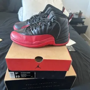 Air Jordan 2016 Flu GAME Retro Black and Red Sneakers