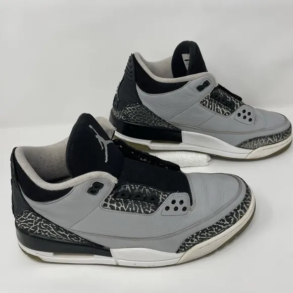 Air Jordan 3 III Retro Wolf Grey Mens 136064 004 Sneakers Nike Fashion Size 12