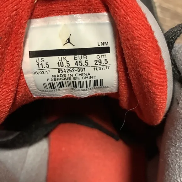 Air Jordan 3 Retro Black Cement sneakers