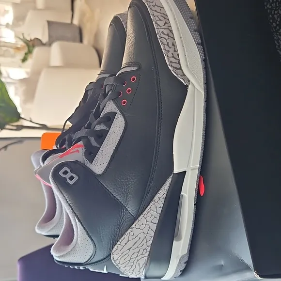 Air Jordan 3 Retro Black Cement sneakers