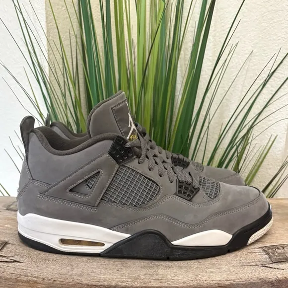 Air Jordan 4 Retro Cool Grey Sneakers