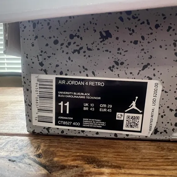 Air Jordan 4 Retro Men's Sneakers