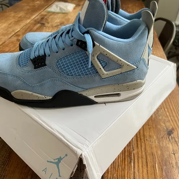Air Jordan 4 Retro Men's Sneakers