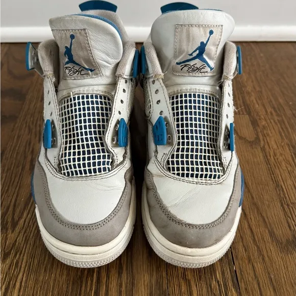 Air Jordan 4 Retro Millitary Blue Youth Sneakers, Size 4 ( big boys)