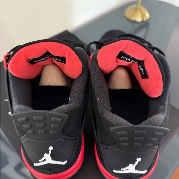Air Jordan 4 Retro Red Thunder Iconic Style Sneakers
