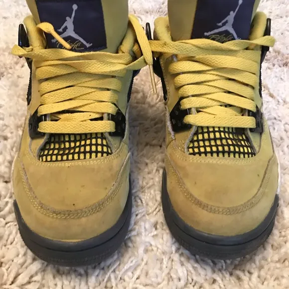 Air Jordan 4 Retro Sneakers