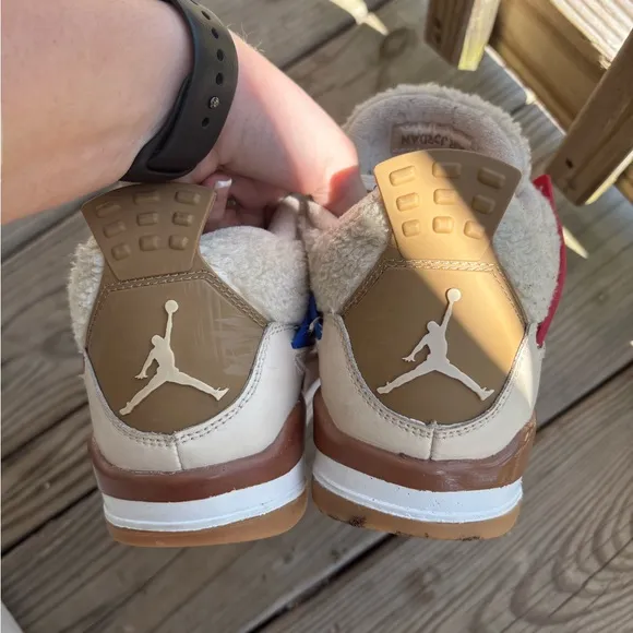 AIR JORDAN 4 RETRO Sneakers