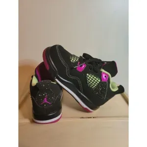 Air Jordan 4 Retro GT Fuchsia Lime Black Girls Sneakers