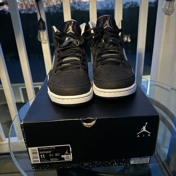 Air Jordan 5 Oreos