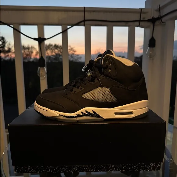 Air Jordan 5 Oreos