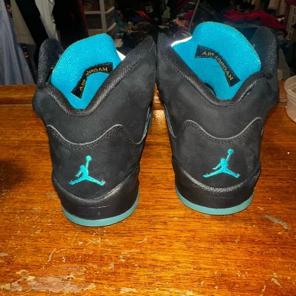 Air Jordan 5 Retro Black and Teal “Aqua” Size 7Y