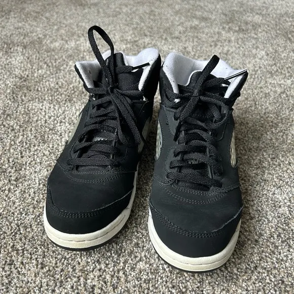 Air Jordan 5 Retro Oreo boys sneakers