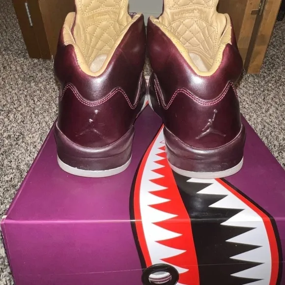 Air Jordan 5 Retro Premium Size: 8.5 Men Excellent Condition 9.9% Pristine