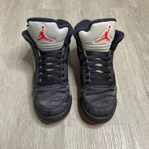 Air Jordan 5 Retro Satin Bred GS Boys Shoe Size 6.5Y Black 440888-006 Preowned
