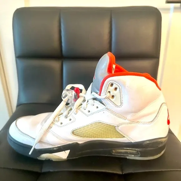 Air Jordan 5 Retro Sneakers - Size 10
