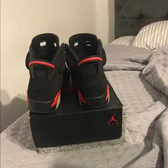 Air Jordan 6 Retro Black Infrared Sneakers
