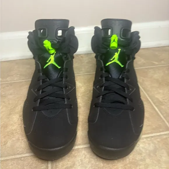 Air Jordan 6 Retro 'Electric Green' SIZE 8
