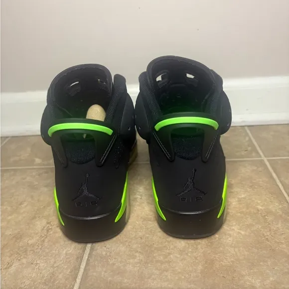 Air Jordan 6 Retro 'Electric Green' SIZE 8
