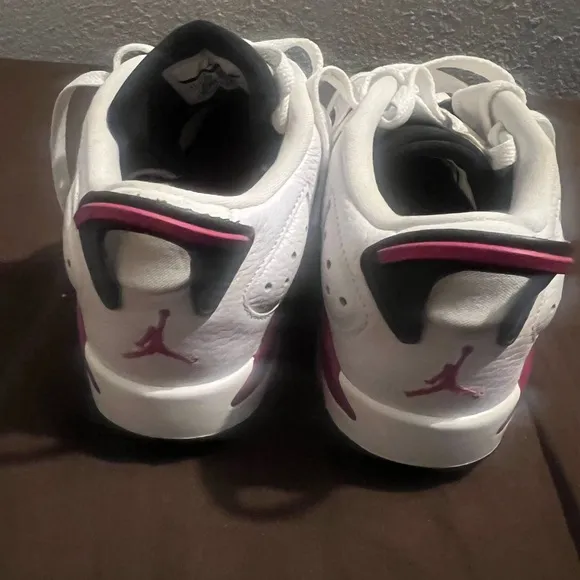 Air Jordan 6 Retro Low GG Fuchsia