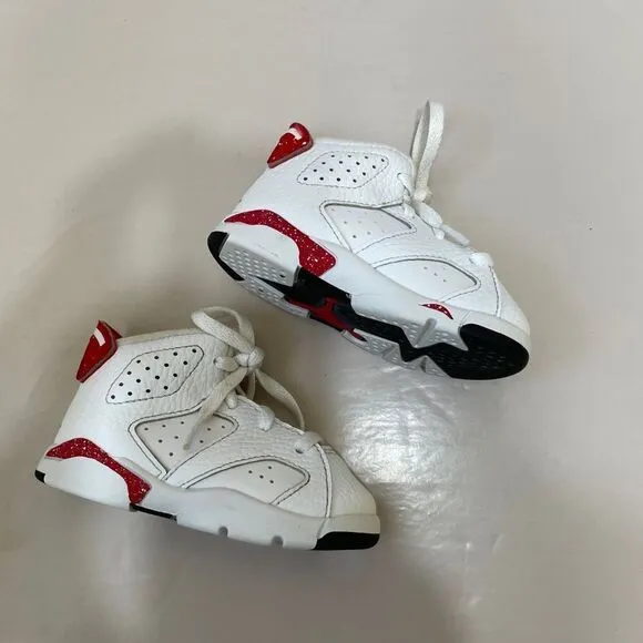 AIR JORDAN 6 RETRO RED OREO SNEAKERS