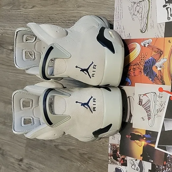 Air Jordan 6 Retro Sneakers Sz11