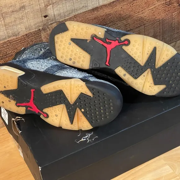 Air Jordan 6 retro washed denim sneakers