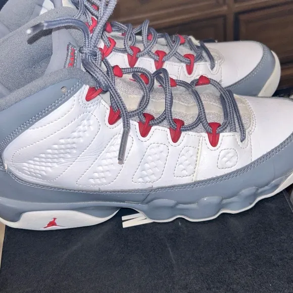 Air Jordan 9 Retro (GS)