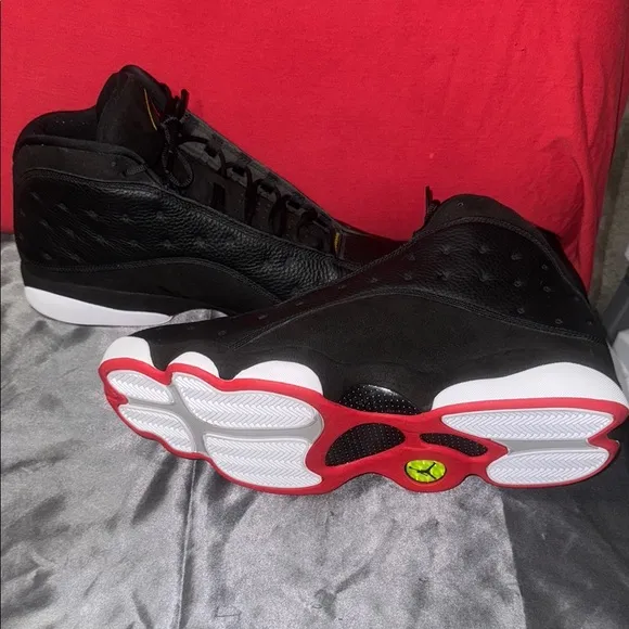 Air Jordan Black and Red Sneakers Air Jordan 13 Retro Playoff 2011 size 18