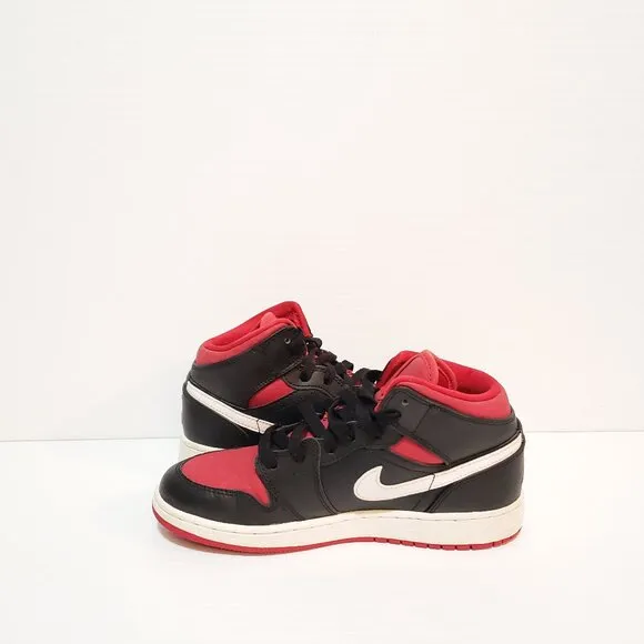 Air Jordan Boy's 1 Retro Mid GS 'Black Red White' Sneakers - FCM21