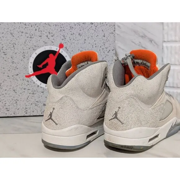 Air Jordan Men's Off-White 5 Retro SE Craft Round Toe Lace-Up Sneakers Size 11