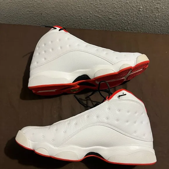 Air Jordan Nike Retro 13 History of Flights Vintage Sneakers Exclusive Sz 15