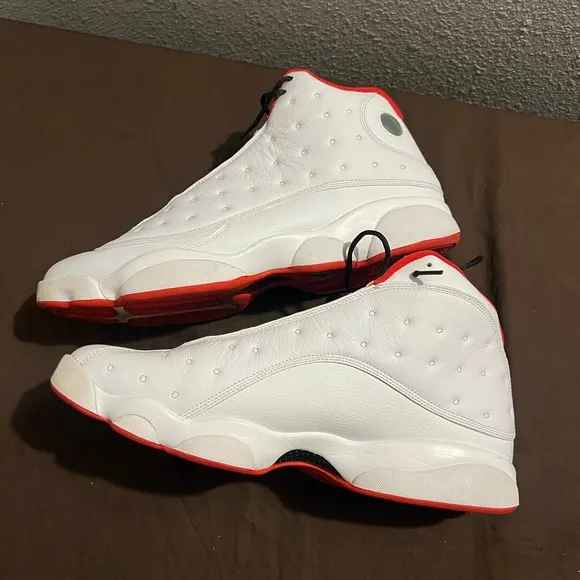 Air Jordan Nike Retro 13 History of Flights Vintage Sneakers Exclusive Sz 15