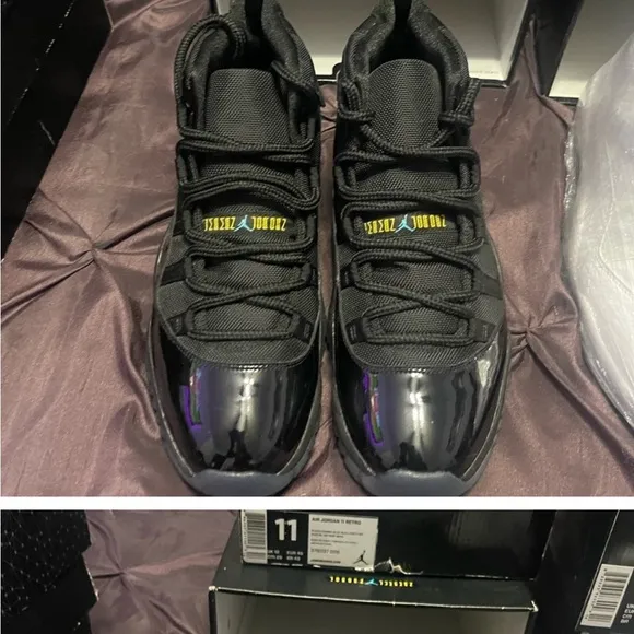 Air Jordan Retro 11 Black Sneakers
