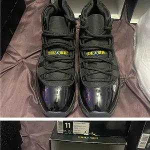 Air Jordan Retro 11 Black Sneakers