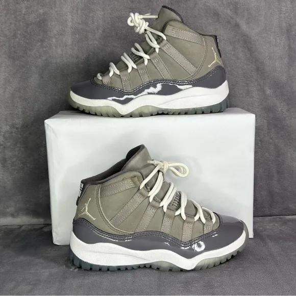 🔥🔥🔥Air Jordan Retro 11 Gray Sneakers Size: 11C🔥🔥🔥