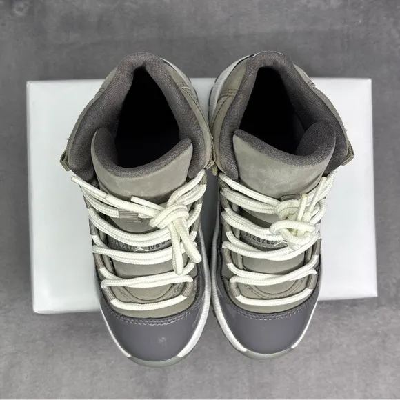🔥🔥🔥Air Jordan Retro 11 Gray Sneakers Size: 11C🔥🔥🔥