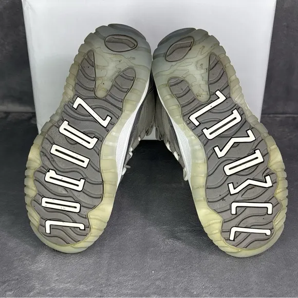 🔥🔥🔥Air Jordan Retro 11 Gray Sneakers Size: 11C🔥🔥🔥