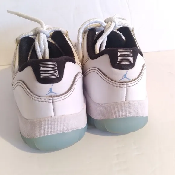 Air Jordan Retro 11 low sneakers