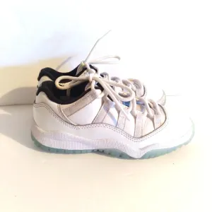 Air Jordan Retro 11 low sneakers