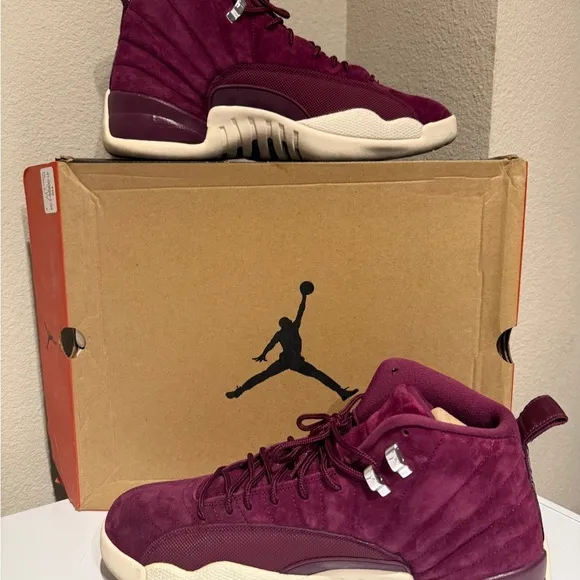 Air Jordan Retro 12 Bordeaux