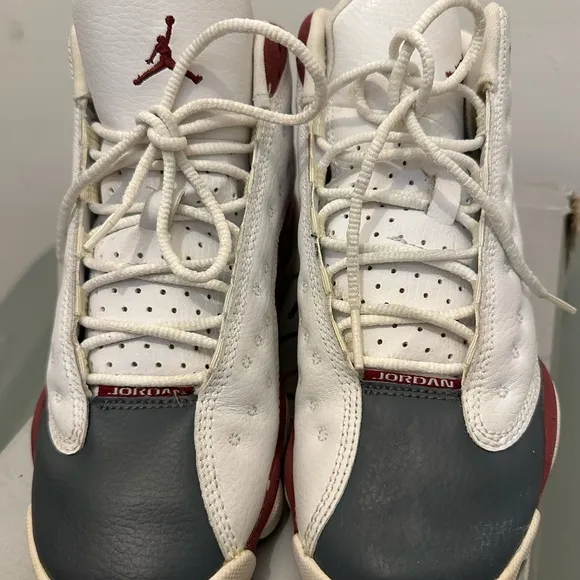 Air Jordan Retro 13 2005 Release Vintage white/ team red-flint grey Women’s sz 7