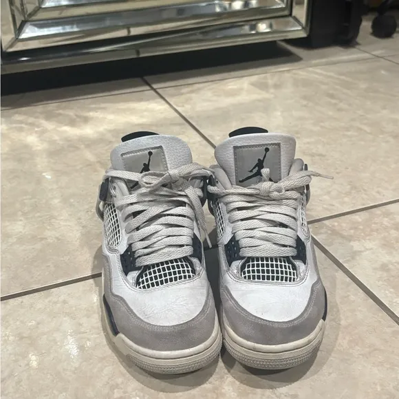 Air Jordan Retro 4 Sneakers in Gray and Black