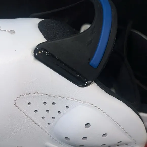 Air Jordan Retro 6 blue white