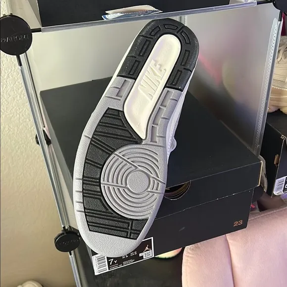Air Jordan Retro High-Top Sneakers - White and Black