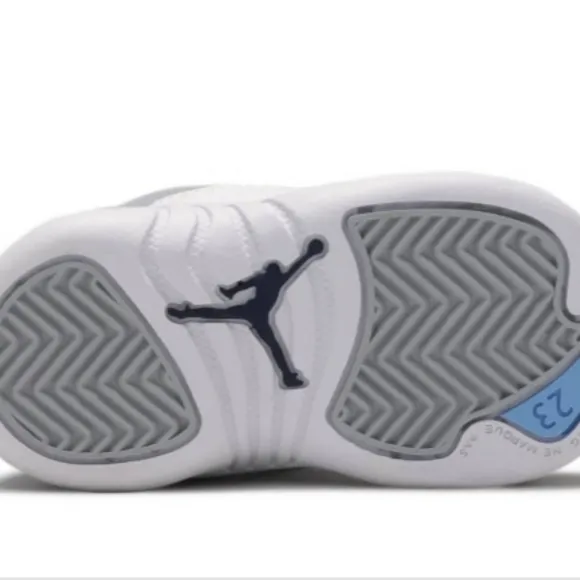 Air Jordan Retro Sneakers